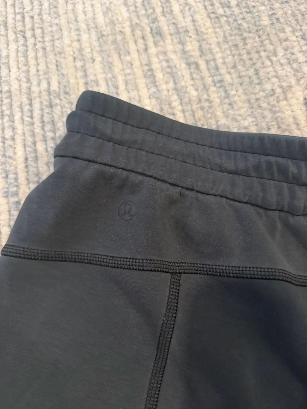 Lululemon Black/ Grey Sweatpants size 10